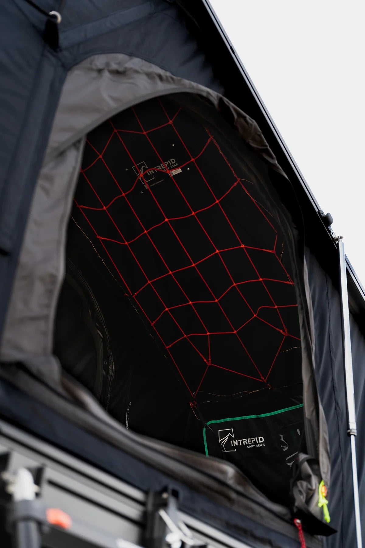 Filet de rangement - Intrepid